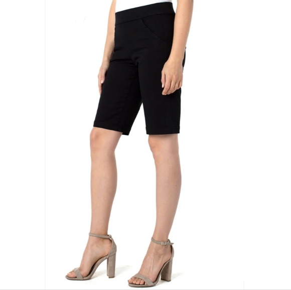 Liverpool Pants - Liverpool Lacie pullon Bermuda shorts in black size 4 /27